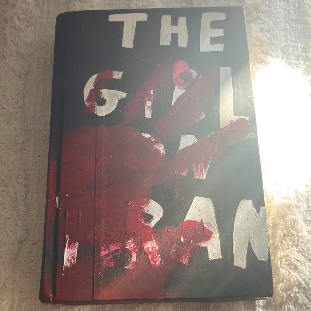 Girl on the train book